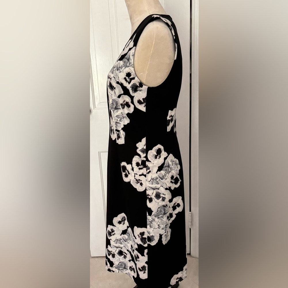Ellen Tracy Black and White Floral dress.  Classic silhouette- for day or night.